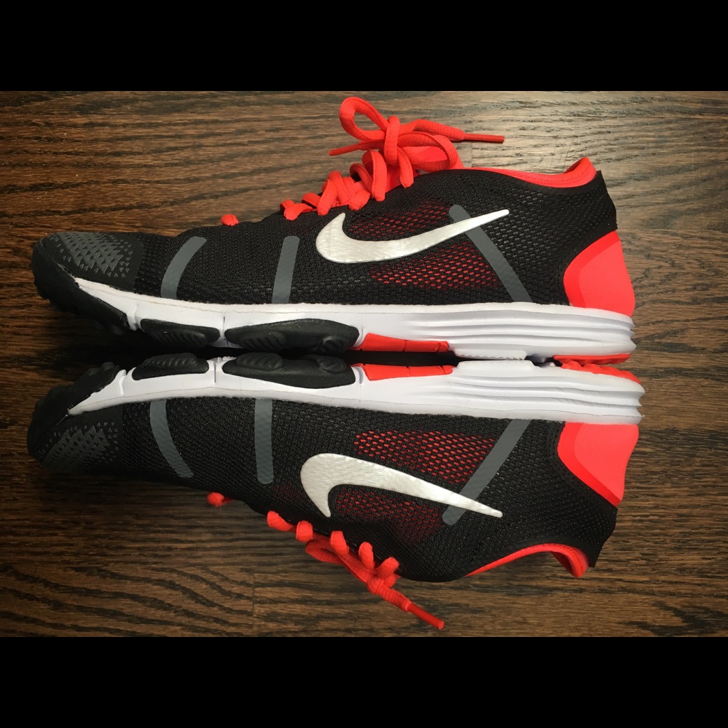 Like New!! Nike Women’s Training Shoes